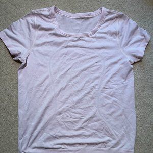 Lululemon Women's Small T-Shirt Small Size Light Purple Color